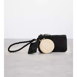 BÉIS The Wristlet Set